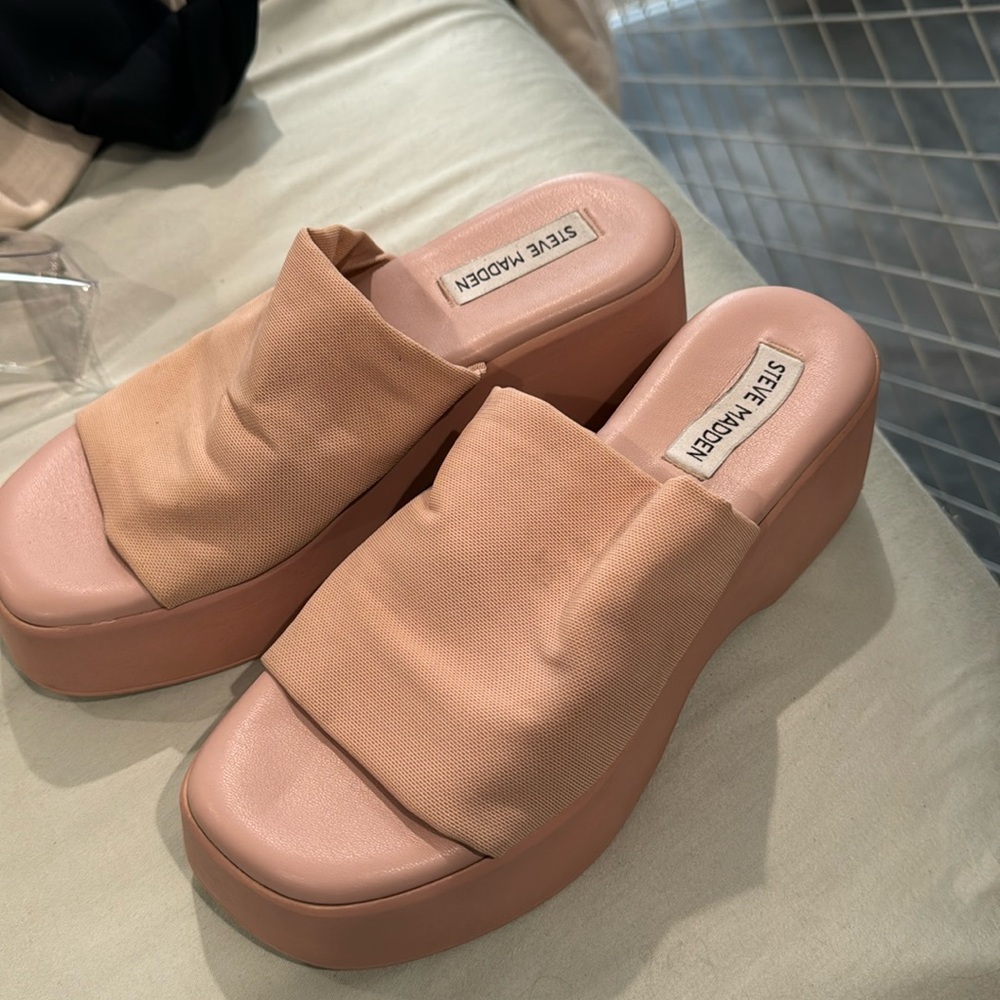Steve Madden platform sandels